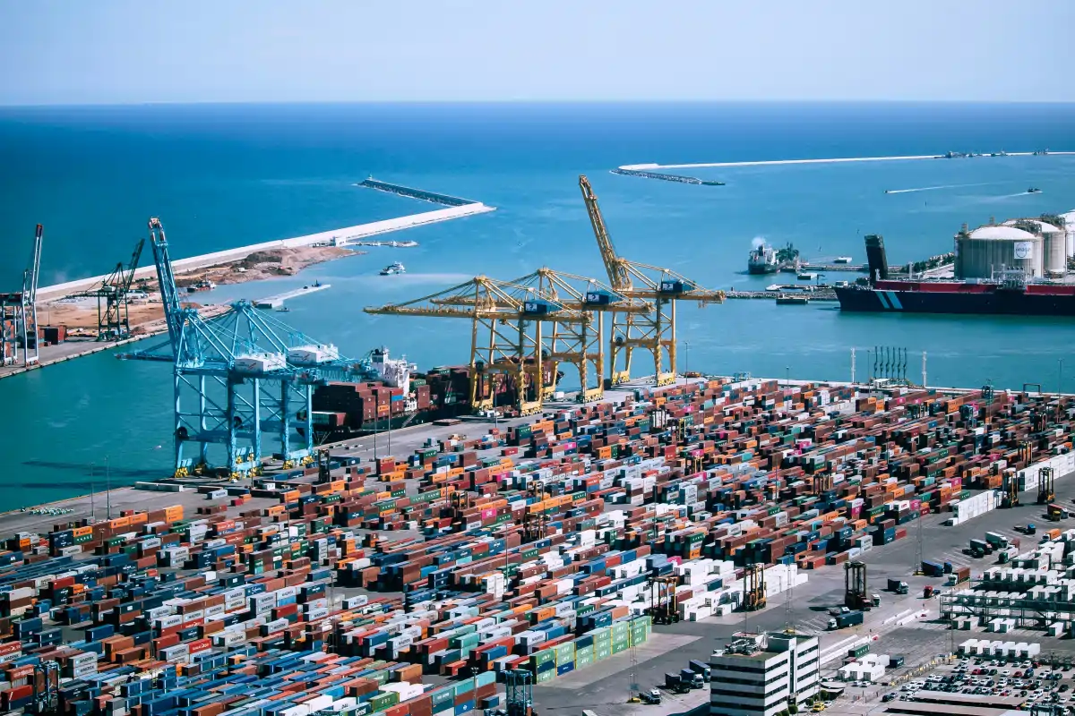 Ports & Terminals material handling solutions